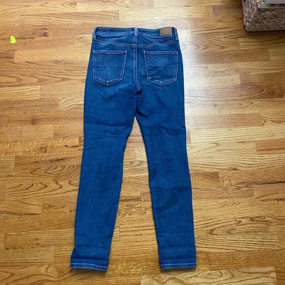 AE AMERICAN EAGLE MEDIUM WASH SKINNY JEANS - Picture 2 of 6